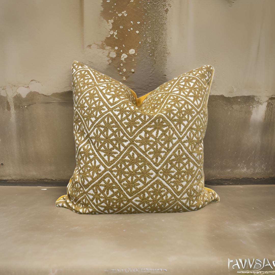 Aster Sun 20X20" Knife Edge Decorative Pillow