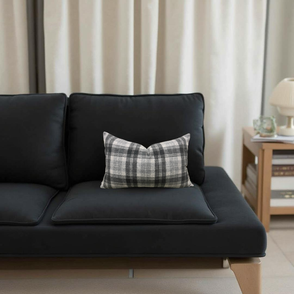 Jackson Flannel 12X18" Knife Edge Decorative Lumbar Pillow