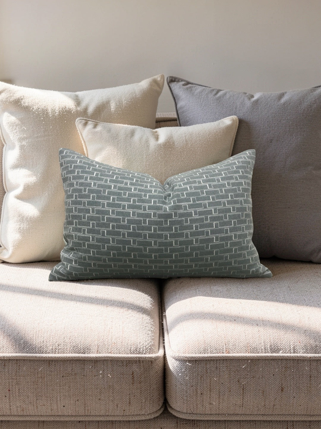 Holland & Sherry Lumbar Pillow Django Coastal 12x18" Knife Edge Cover