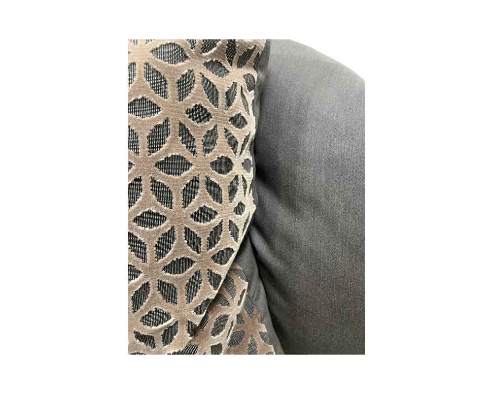 Merletto Oyster 22x22" Raised Velvet Knife Edge Decorative Pillow