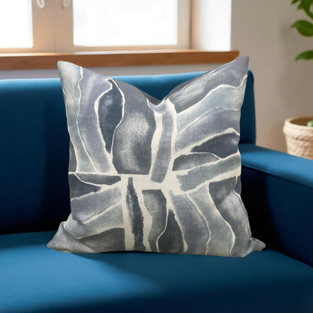Decorative Pillow Iverness Nocturne 18x18" Knife Edge Throw