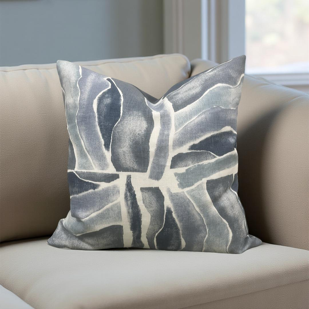 Decorative Pillow Iverness Nocturne 18x18" Knife Edge Throw