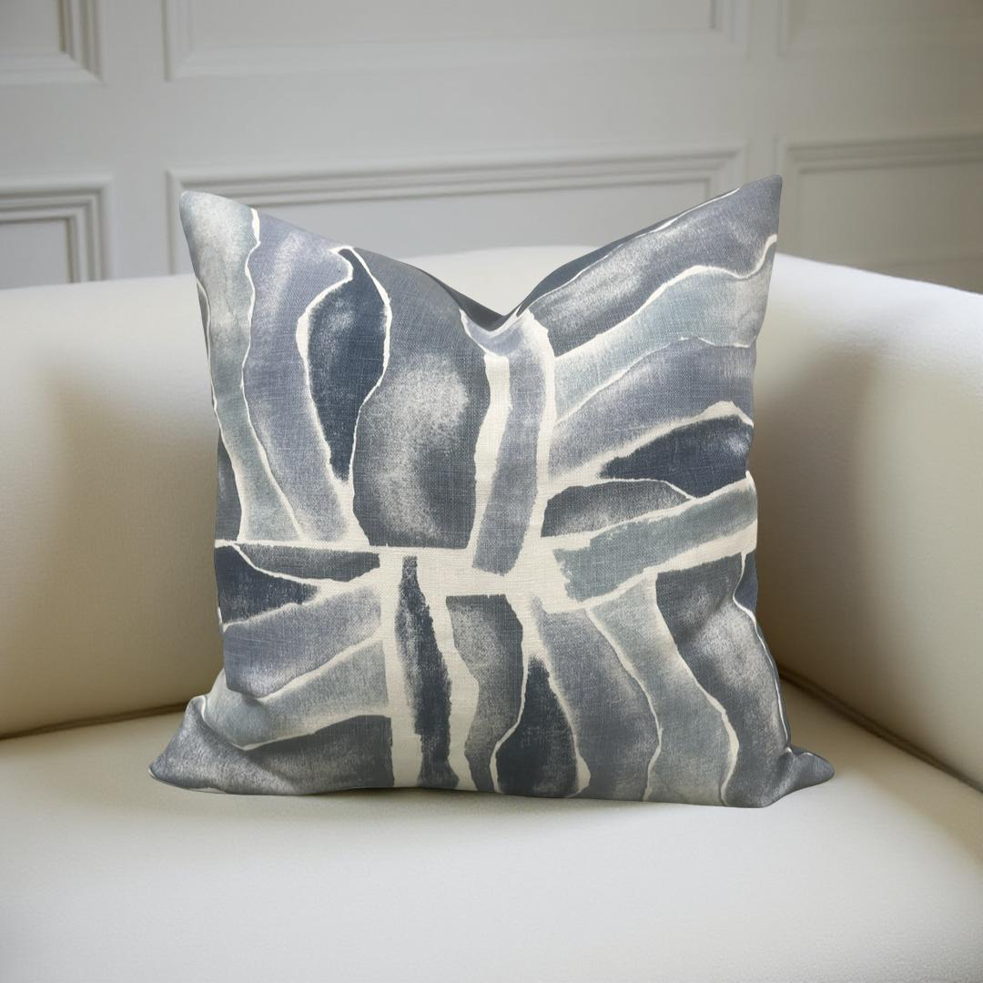 Decorative Pillow Iverness Nocturne 18x18" Knife Edge Throw