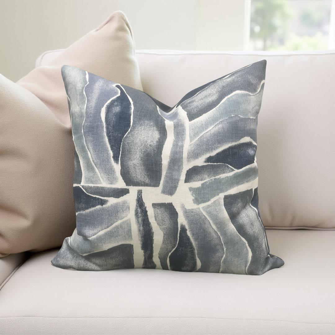 Decorative Pillow Iverness Nocturne 18x18" Knife Edge Throw