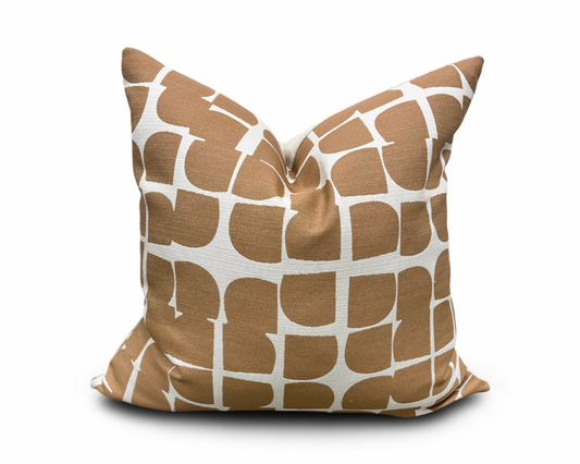 Toggle Canyon Rose 20x20" Knife Edge Decorative Pillow