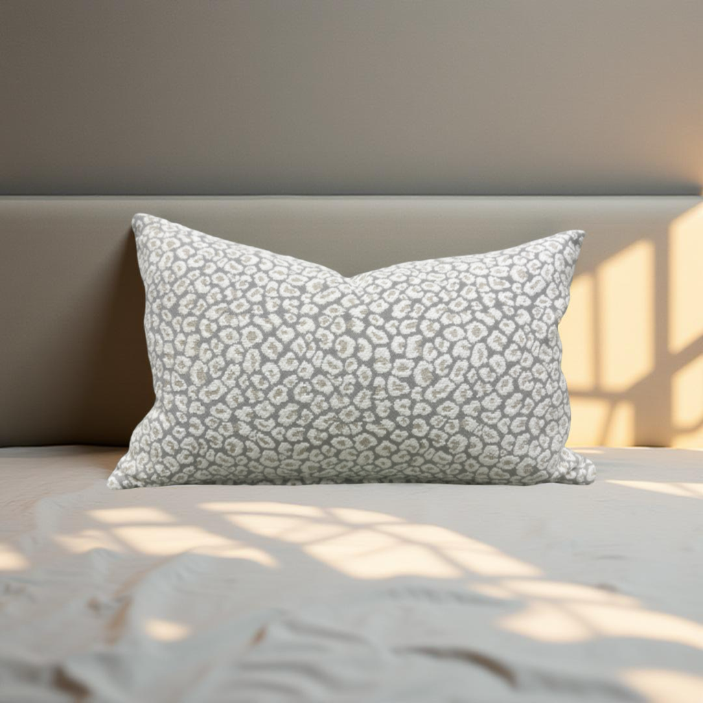 Eli Oyster 12X18" Knife Edge Decorative Lumbar Pillow