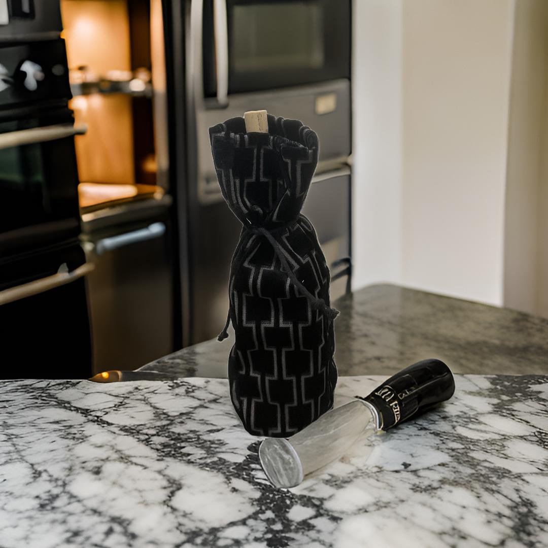 Black Raised Geometric Velvet Wine Bottle Bag