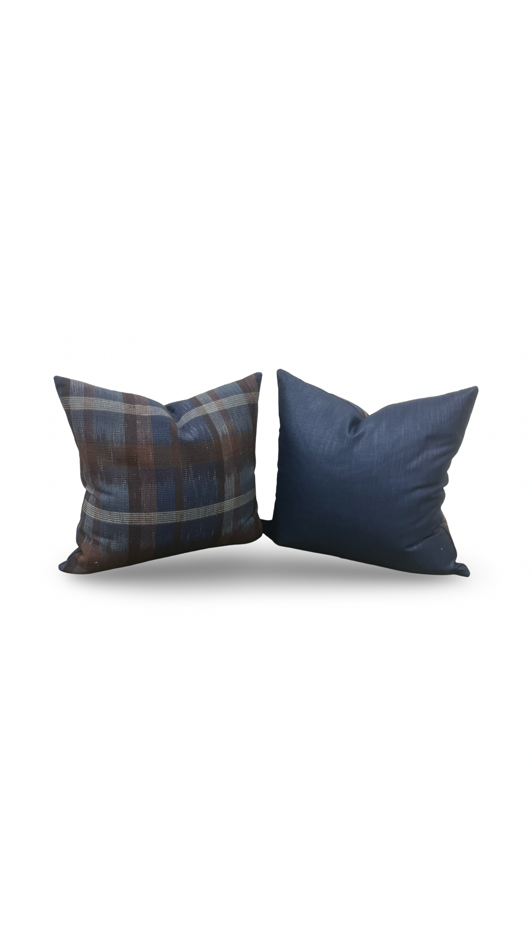 Designer Fabric Alastair 18x18" Knife Edge Decorative Throw Pillow