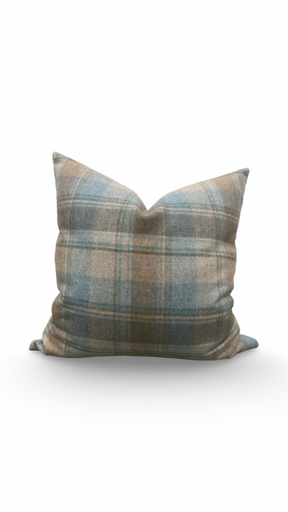 Decorative Pillow Ringo Eau De Nil 20x20" Knife Edge Cover