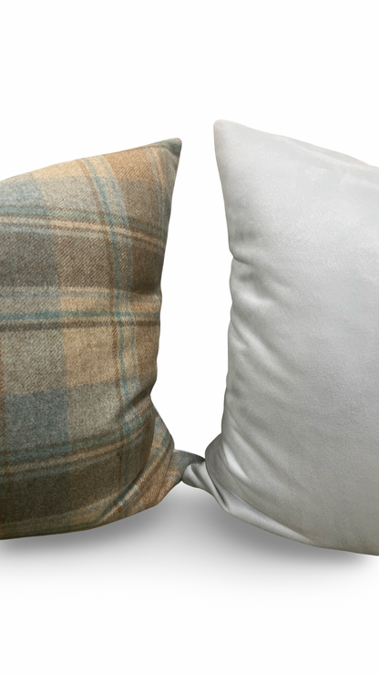 Decorative Pillow Ringo Eau De Nil 20x20" Knife Edge Cover