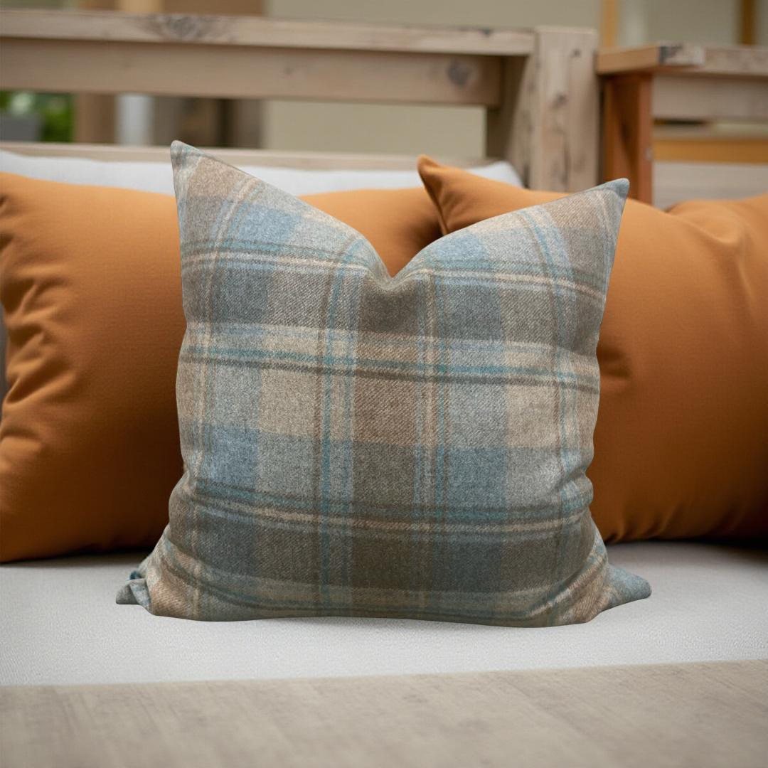 Decorative Pillow Ringo Eau De Nil 20x20" Knife Edge Cover