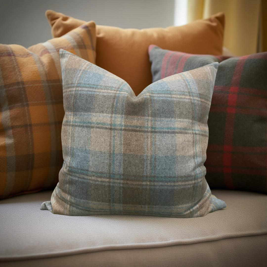 Decorative Pillow Ringo Eau De Nil 20x20" Knife Edge Cover