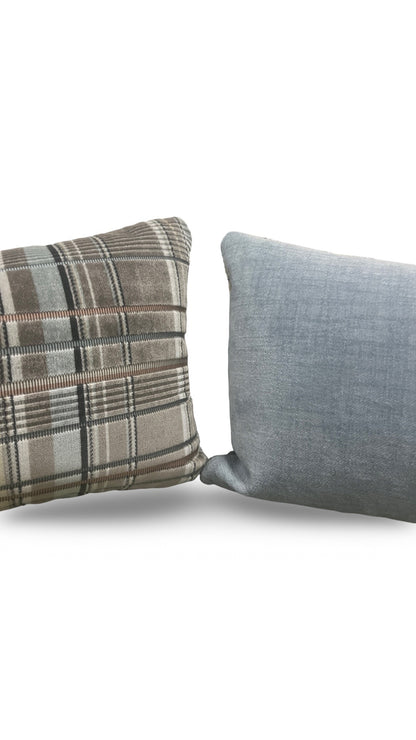 Brentano Lumbar Pillow Longi Blue Eyed Bengal 12x18" Knife Edge Cover