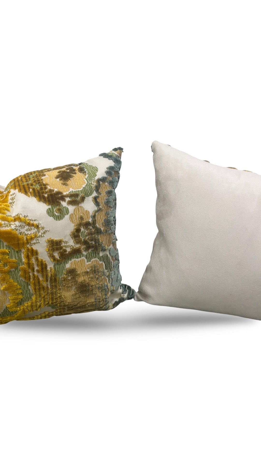 Brochier Lumbar Pillow Mimetic Flower Verde - 12x18" Knife Edge Cover