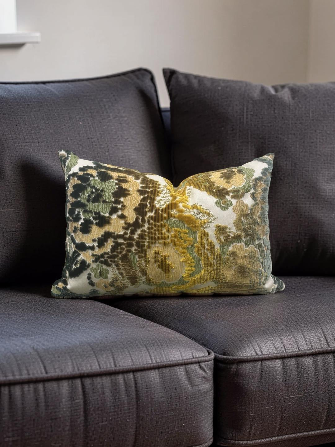 Brochier Lumbar Pillow Mimetic Flower Verde - 12x18" Knife Edge Cover