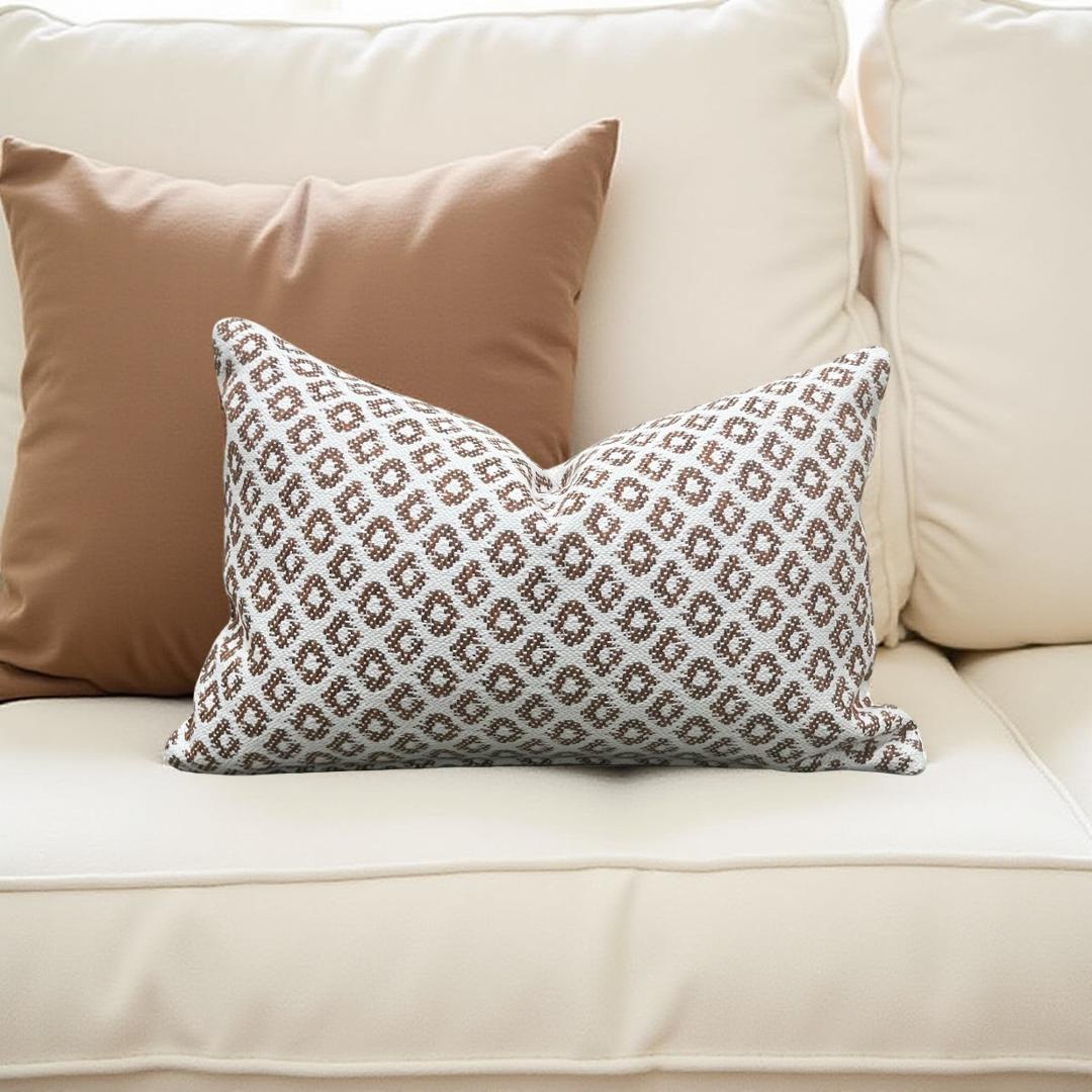 Luxury Pillow Yak Naranja 12x18" Knife Edge Decorative Lumbar Pillow