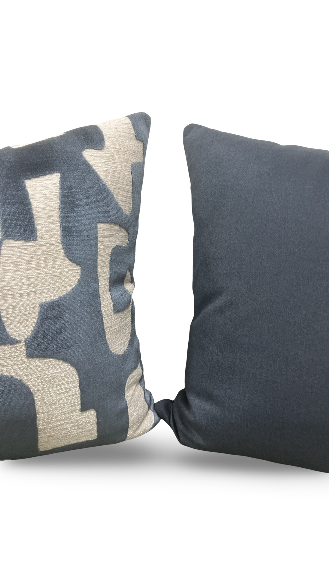 Decorative Pillow Melodie Petrole 22x22" Knife Edge Cover