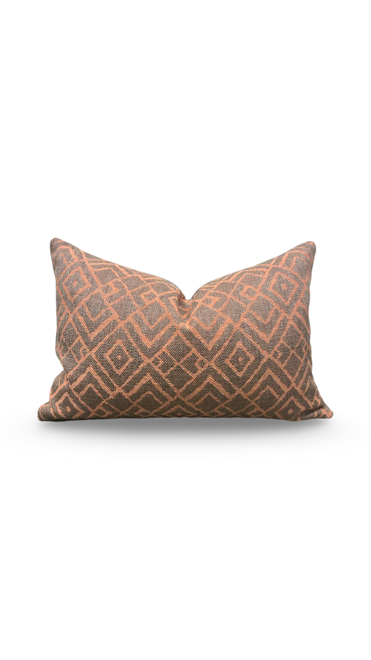 Chivasso Shin 12X18" Knife Edge Decorative Lumbar Pillow