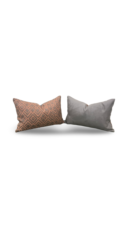Chivasso Shin 12X18" Knife Edge Decorative Lumbar Pillow