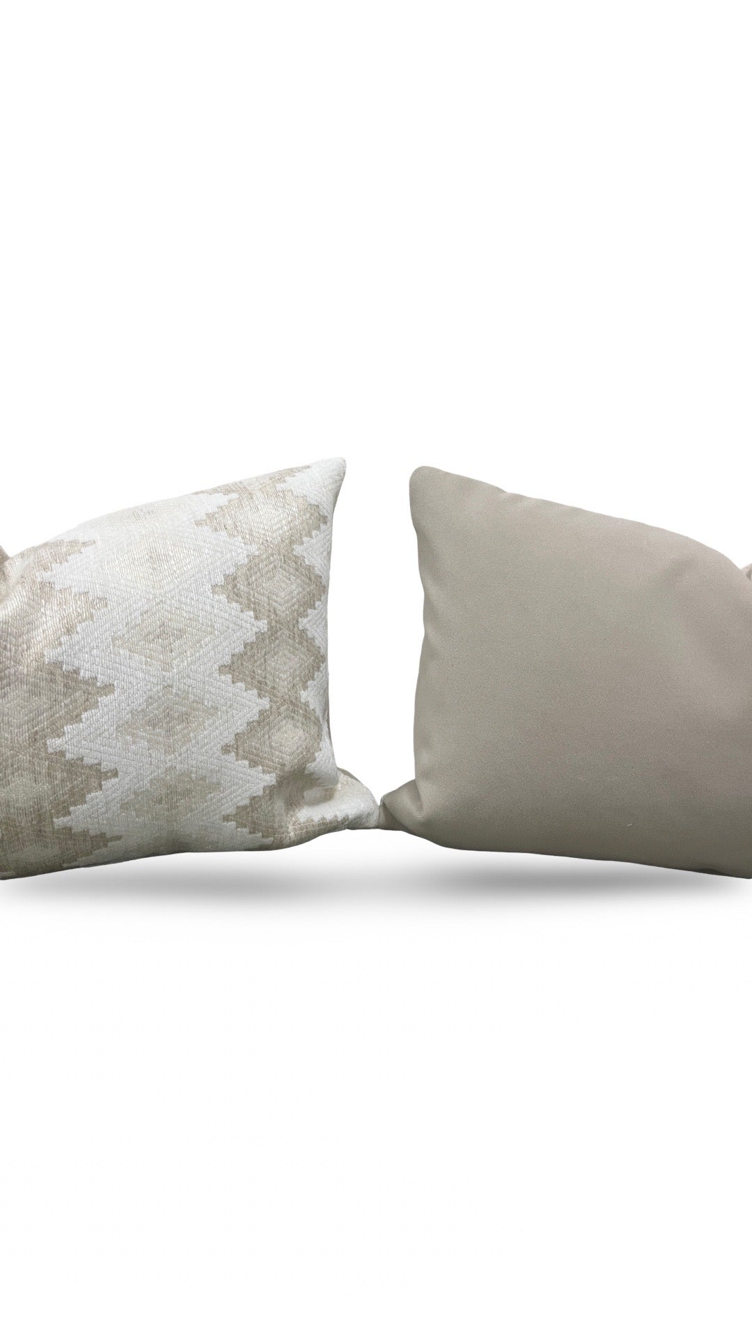Designers Guild Lumbar Pillow Perzina Chalk 12x18" Knife Edge Cover