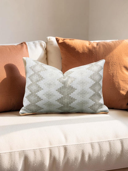 Designers Guild Lumbar Pillow Perzina Chalk 12x18" Knife Edge Cover