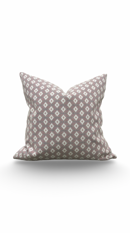 Gaston Y Daniela Decorative Pillow Ricardo Rosa 22x22" Knife Edge Cover