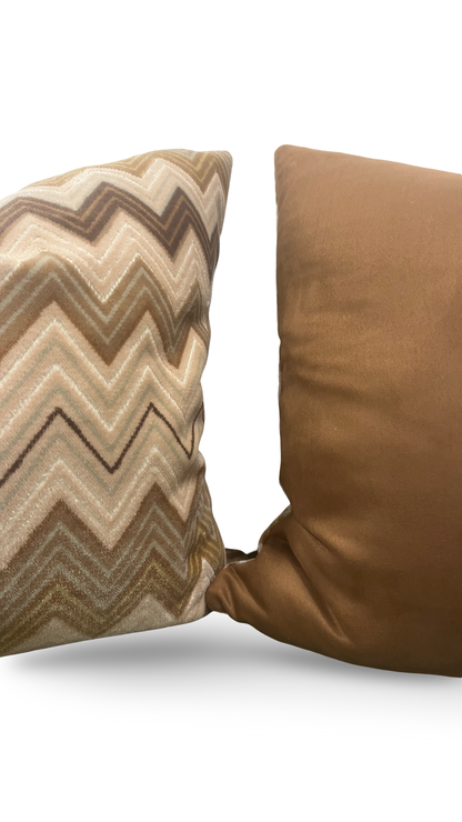Decorative Pillow Natural 22x22" Knife Edge Zig Zag Design