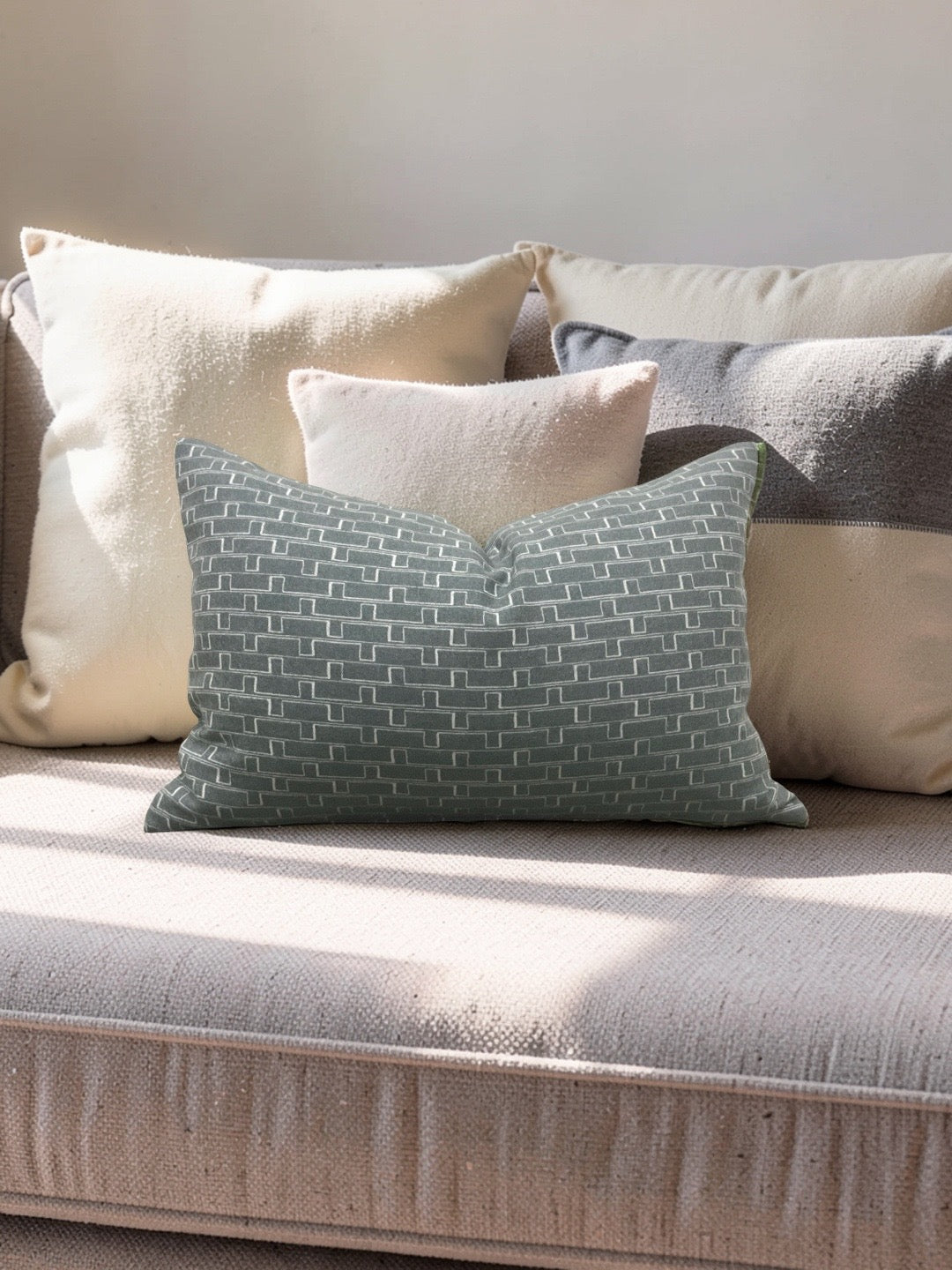 Holland & Sherry Lumbar Pillow Django Coastal 12x18" Knife Edge Cover