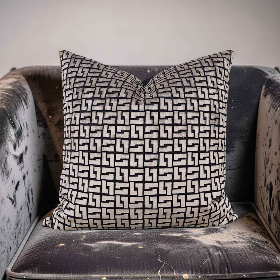 Holly Hunt Decorative Pillow Interlock Bronze Night 20x20" Knife Edge Cover