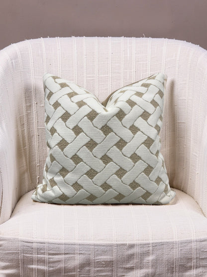 Romo Fabric Decorative Pillow Vacation Outdoor Coir 22x22" Knife Edge Cover