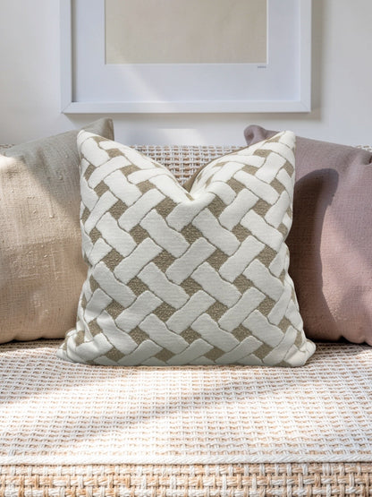 Romo Fabric Decorative Pillow Vacation Outdoor Coir 22x22" Knife Edge Cover