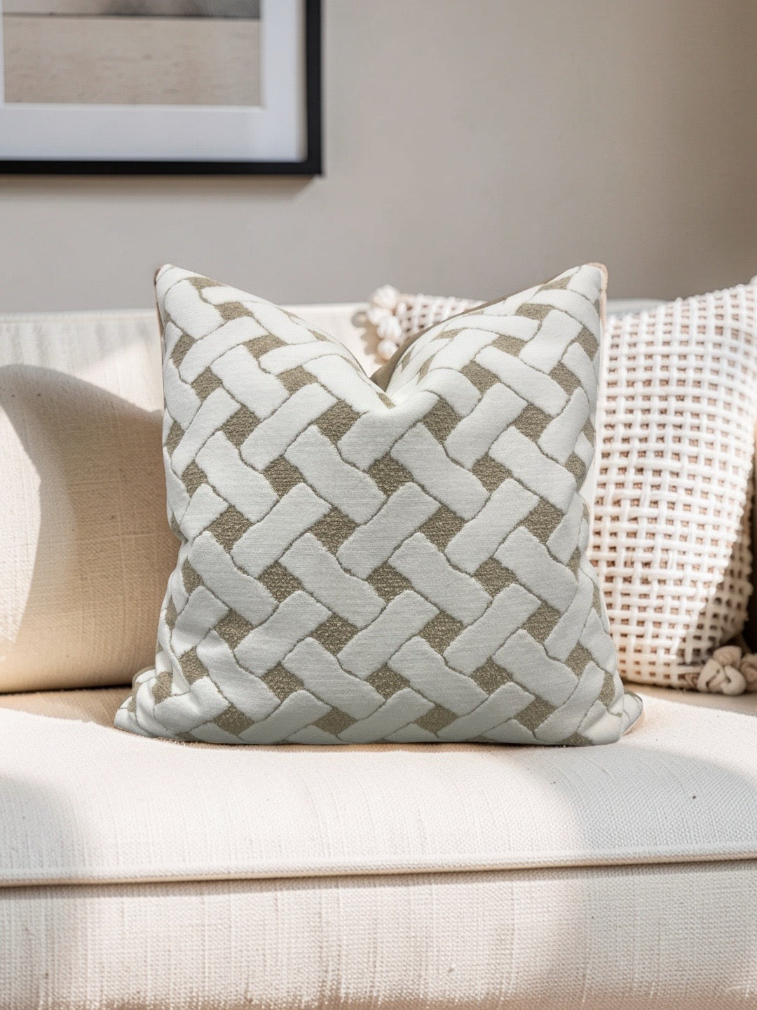 Romo Fabric Decorative Pillow Vacation Outdoor Coir 22x22" Knife Edge Cover