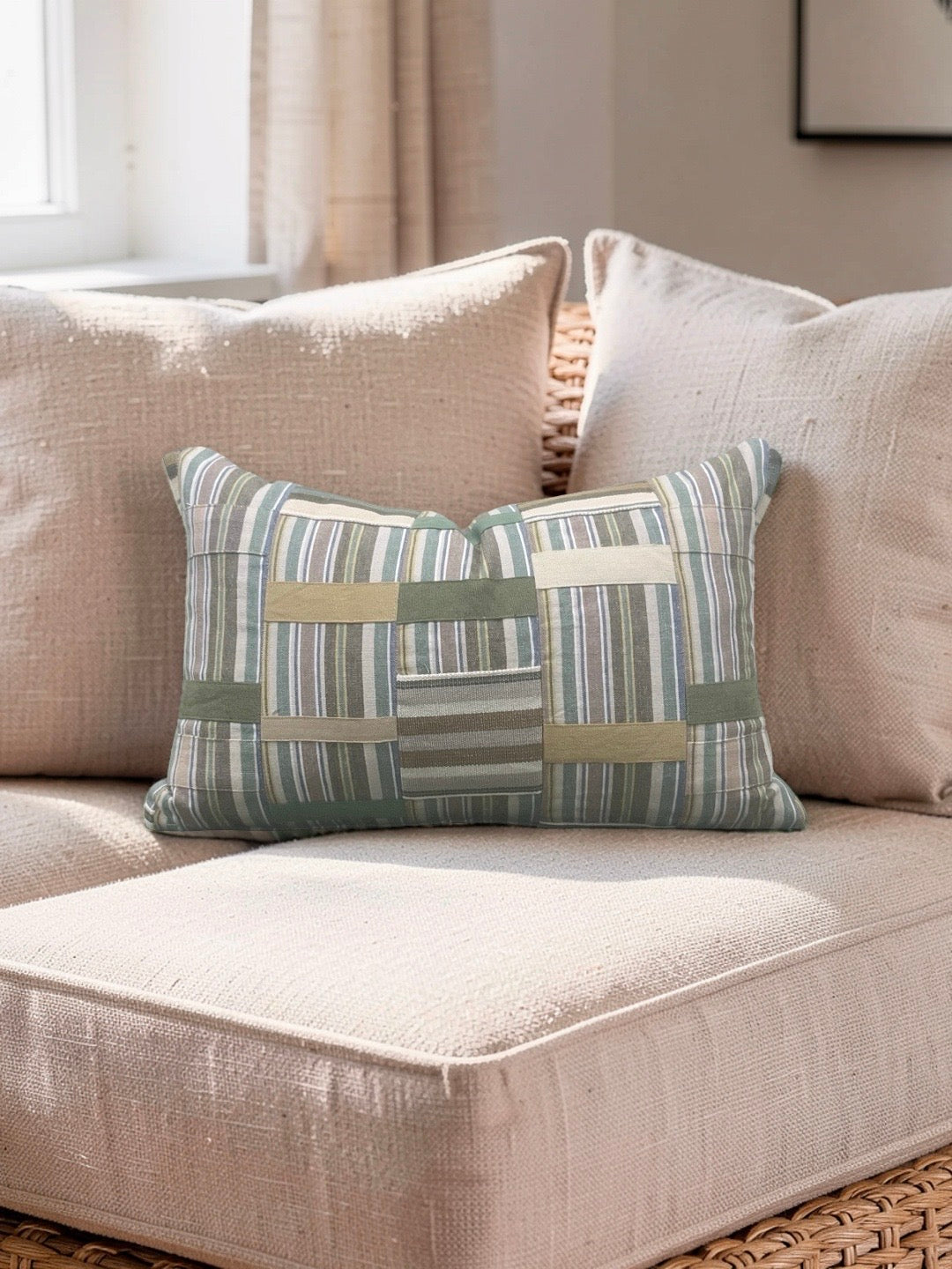 Jane Clayton Fabric Decorative Lumbar Pillow Ewe Cloth 12x18" Knife Edge Cover