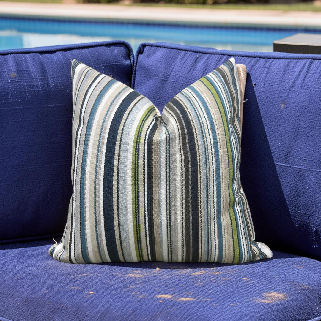 Outdoor Jim Thompson Pillow Pool Party Maritime 20x20" Knife Edge Cover