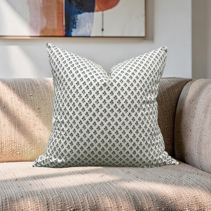 Decorative Pillow Mobby Indigo 22x22" Knife Edge Cover