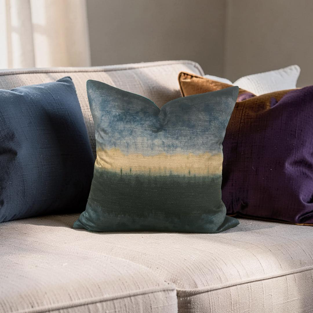 Decorative Pillow Izumo Aegean 22x22" Knife Edge Cover