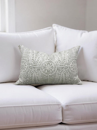Lee Jofa Lumbar Pillow Avondale Moss 12x18" Knife Edge Cover