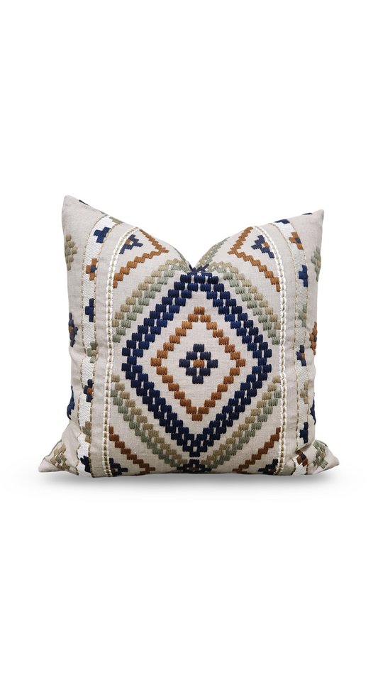 GP & J Baker Decorative Pillow Nympheus 18x18" Knife Edge Cover