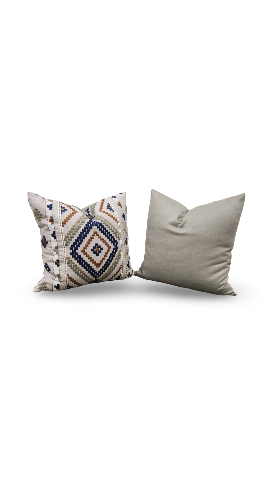GP & J Baker Decorative Pillow Nympheus 18x18" Knife Edge Cover