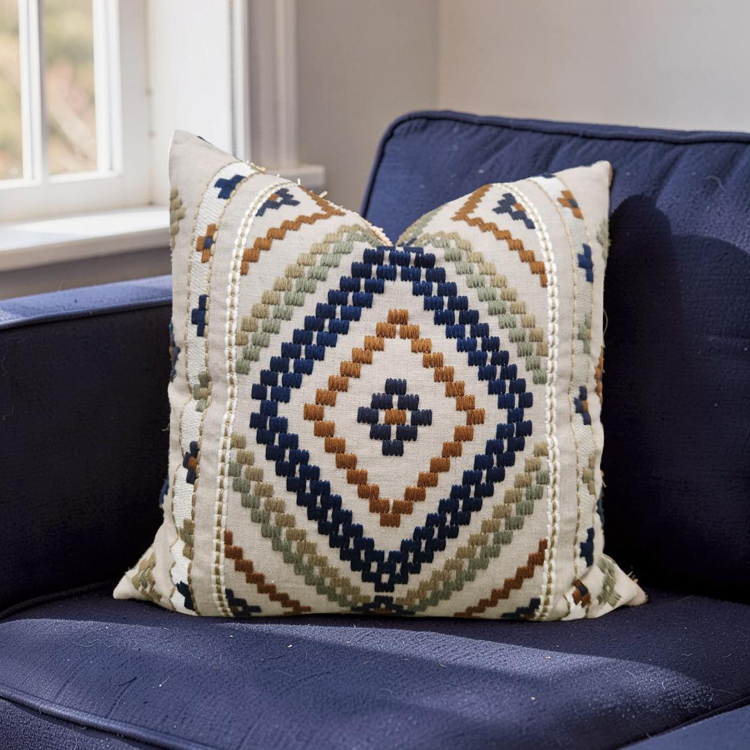 GP & J Baker Decorative Pillow Nympheus 18x18" Knife Edge Cover