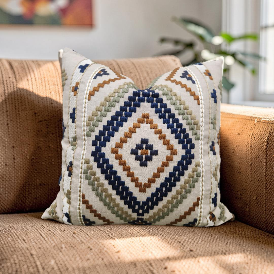 GP & J Baker Decorative Pillow Nympheus 18x18" Knife Edge Cover
