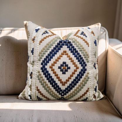 GP & J Baker Decorative Pillow Nympheus 18x18" Knife Edge Cover
