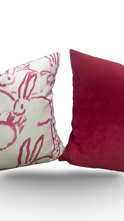 Lee Jofa Decorative Pillow Hunt Slonem Pink 22x22" Knife Edge Cover