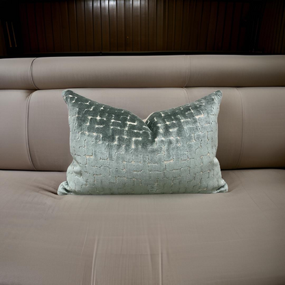 Riom Holly 12x18" Knife Edge Decorative Lumbar Pillow