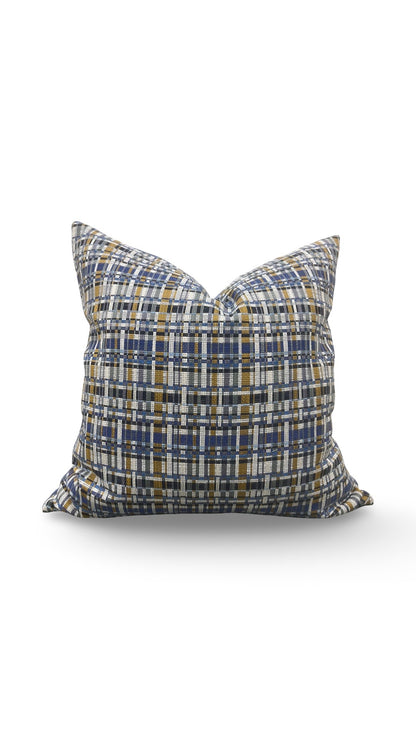 Decorative Pillow Stepped Plaid Well 22x22" Knife Edge Cover