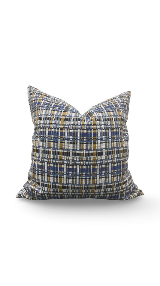 Decorative Pillow Stepped Plaid Well 22x22" Knife Edge Cover