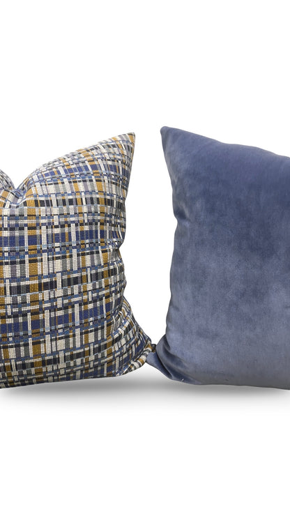 Decorative Pillow Stepped Plaid Well 22x22" Knife Edge Cover