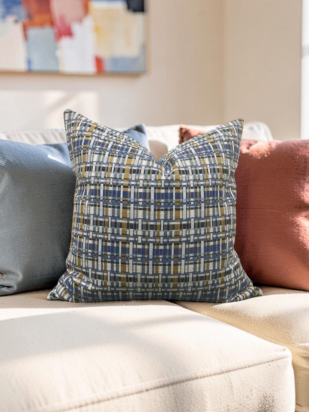 Decorative Pillow Stepped Plaid Well 22x22" Knife Edge Cover