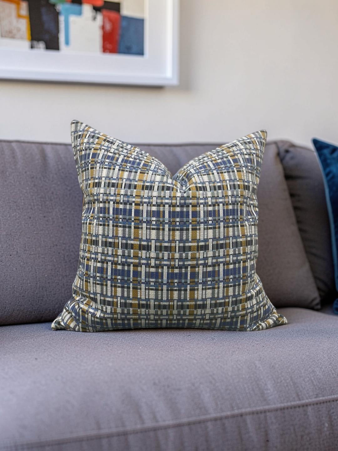 Decorative Pillow Stepped Plaid Well 22x22" Knife Edge Cover