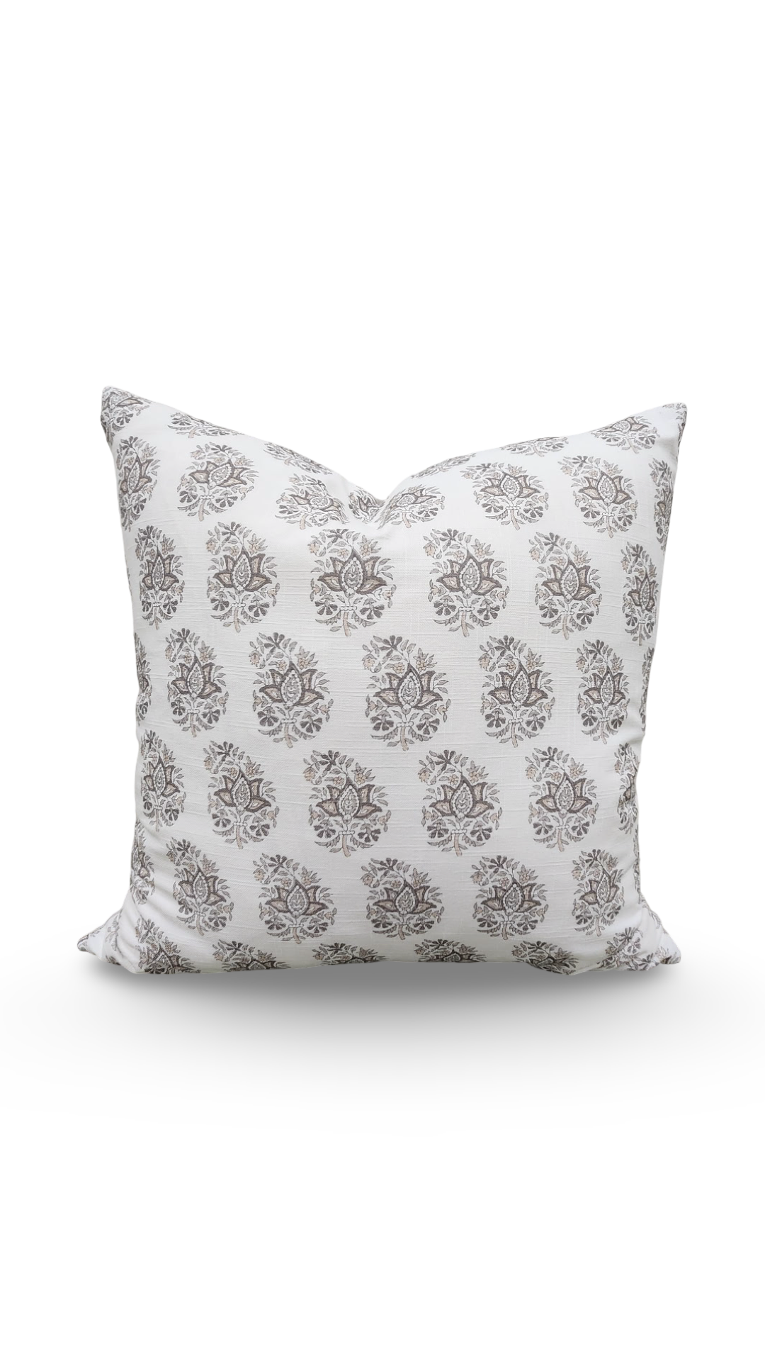 Decorative Pillow Arjan Lynx 22x22" Knife Edge Cover